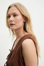 Kadın Kahve Önü Bağlamalı Kolsuz Eteği Fırfırlı Muslin Bluz