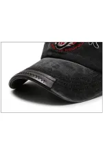 Kadın Siyah Yazılı ve Baskılı Yıkamalı Kep Şapka