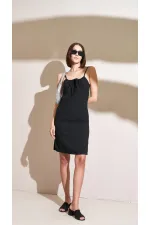 Kadın Siyah Önü Bağlamalı Yanı Yırtmaçlı İp Askılı Kısa Elbise