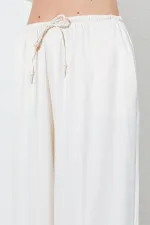 Kadın Krem Beli İnce Lastik Detaylı Saten Pantolon