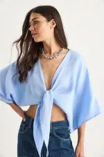 Kadın Mavi Yarasa Kol Ön Bağlamalı Gömlek