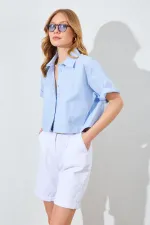 Kadın Mavi Çift Cepli Düşük Kol Crop Gömlek