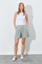 Kadın Haki Beli Lastikli Pileli Keten Şort