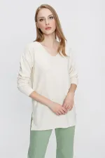 Kadın Ekru V Yaka Salaş Triko Kazak