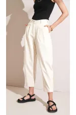 Kadın Naturel Paça Pileli Bel Cep Detaylı Balıksırtı Gabardin Pantolon