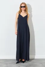 Kadın Siyah V Yaka Salaş Modal Kumaş Elbise