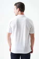 T-shirt blanc pour homme, col montant, fente, deux boutons