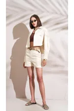 Kadın Naturel Beli Kemerli Balık Sırtı Gabardin Kumaş Şort