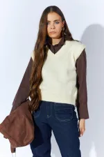 Kadın Krem V Yakalı Basic Süveter