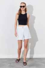 Kadın Ekru Beli Kendinden Kemerli Gabardin Şort