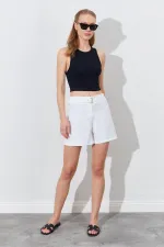 Kadın Ekru Beli Kendinden Kemerli Gabardin Şort