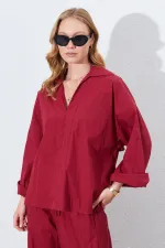 Chemise bordeaux pour femme, col en V profond, manches coudes, coupe ample