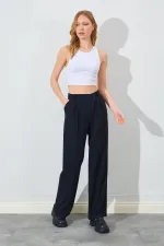 Kadın Siyah Yan Düğmeli Poliviskon Pantolon