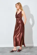 Kadın Kahve Degaje Yaka Saten Uzun Elbise