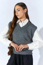 Kadın Antrasit V Yakalı Basic Süveter