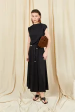 Kadın Siyah 117 Omuz Drapeli Pileli Uzun Etekli Takım