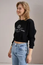Kadın Siyah Resort Paris Baskılı Üç İplik Crop Sweatshirt
