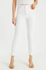 Kadın Beyaz Dar Paça Skinny Pantolon