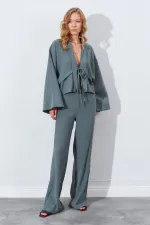 Kadın Haki Önü Fırfırlı Kolları Salaş Bluz