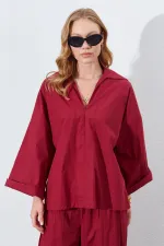 Chemise bordeaux pour femme, col en V profond, manches coudes, coupe ample