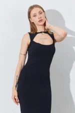 Kadın Siyah Önü Pencere Detaylı Elbise