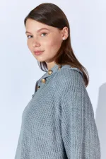 Kadın Gri Şal Yaka Düğmeli Triko Kazak