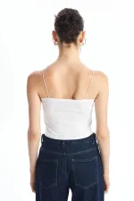 Kadın Beyaz Spagetti Askılı Gloplu Bustiyer