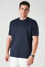 Erkek Lacivert Bisiklet Yaka Omuz ve Yanları Biyeli Kagi Tişört