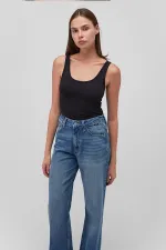 Kadın Siyah Kalın Askılı Ön Arka U Yaka Tişört