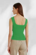 Kadın Yeşil Kare Yaka Triko Atlet