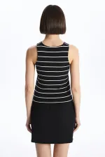 Kadın Siyah-Beyaz Yüzücü Model Bisiklet Yaka Full Licra Çizgili Ribana Atlet