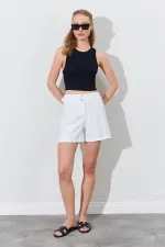 Kadın Ekru Beli Kendinden Kemerli Gabardin Şort