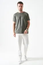 T-shirt kaki à col rond pour homme, fabriqué en modal imprimé