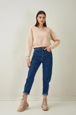 Women's Stone Collar Crew Neck Three-Thread Oversize Crop Sweatshirt