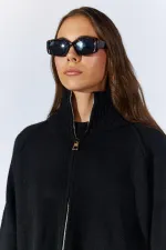 Kadın Siyah Dik Yakalı Dışardan Dkişli Fermuarlı Hırka