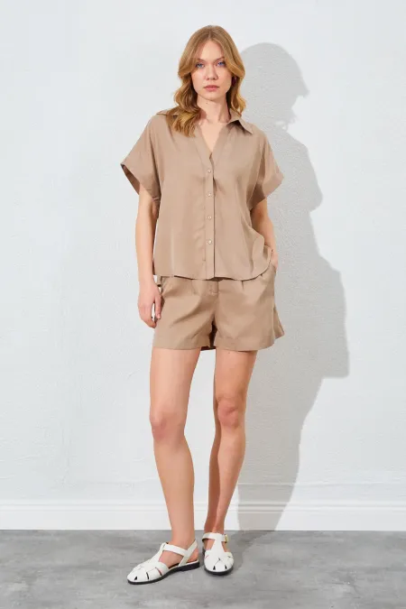 Kadın Vizon Oversize Düşük Kol Gömlek Şortlu Takım