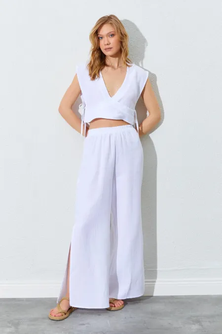 Kadın Ekru Kruveze Yaka Bağlamalı Müslin Takım