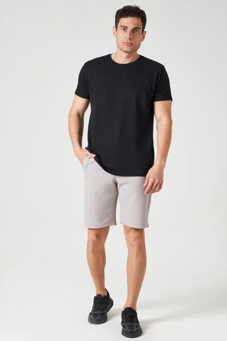 Short gris pour homme avec taille semi-élastiquée et finitions dorées
