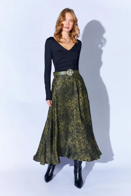 Jupe longue en satin vert ceinturé pour femme 3499