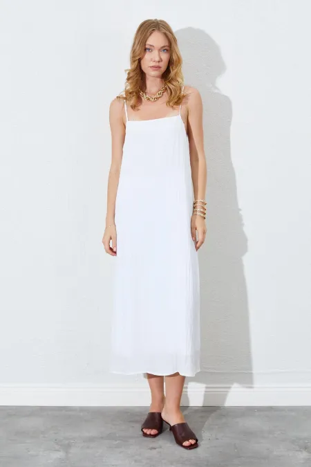 Kadın Ekru İp Askılı Kırışık Uzun Elbise