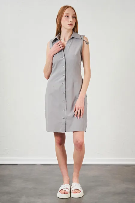Kadın Gri Gömlek Yaka Önü Düğmeli Kolsuz Poplin Elbise