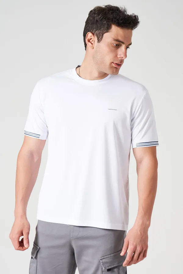 Erkek Beyaz Bisiklet Yaka Kol Yaka Şeritli Kagi Kumaş Tişört