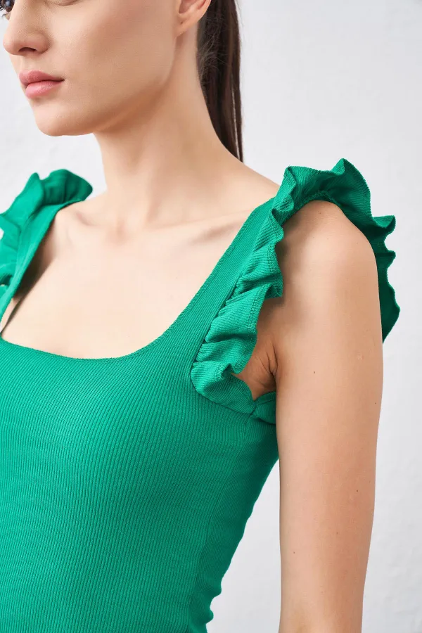 Kadın Benetton Yeşil Kolları Fırfırlı Kolsuz Kaşkorse Bluz