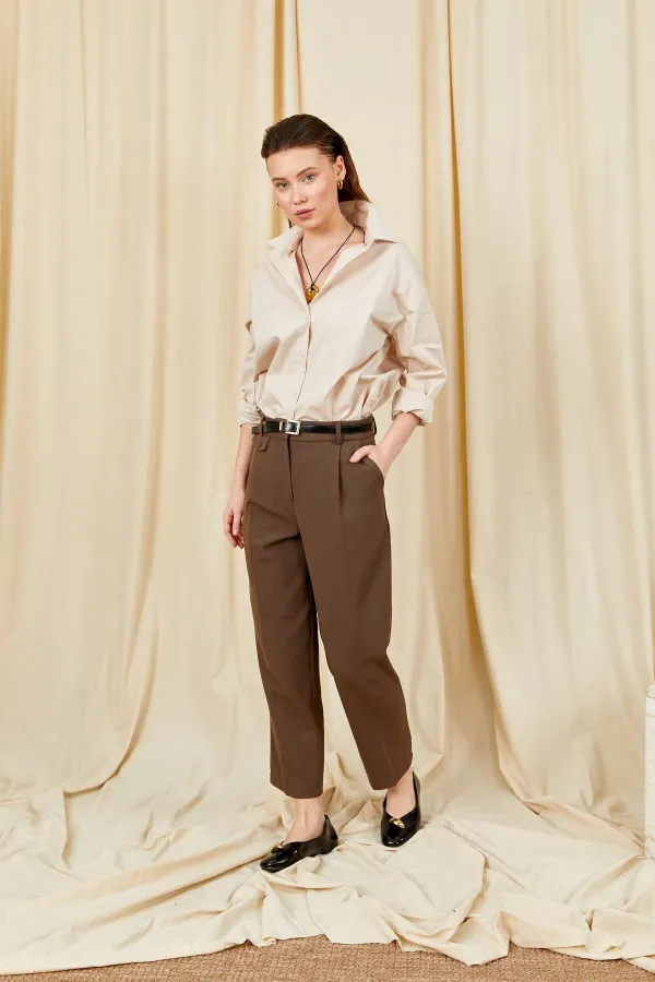 Kadın Açık Kahve 3523 Cep Görünümlü Çift Fletolu  Kemerli Joger Pantolon