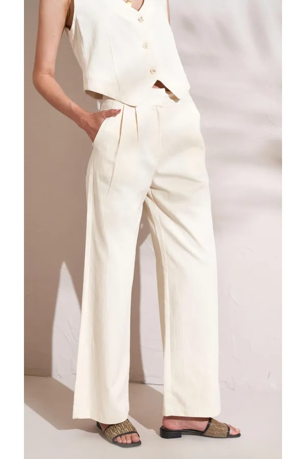 Kadın Naturel Önü Çift Pileli Palazzo Balıksırtı Gabardin Kumaş Pantolon