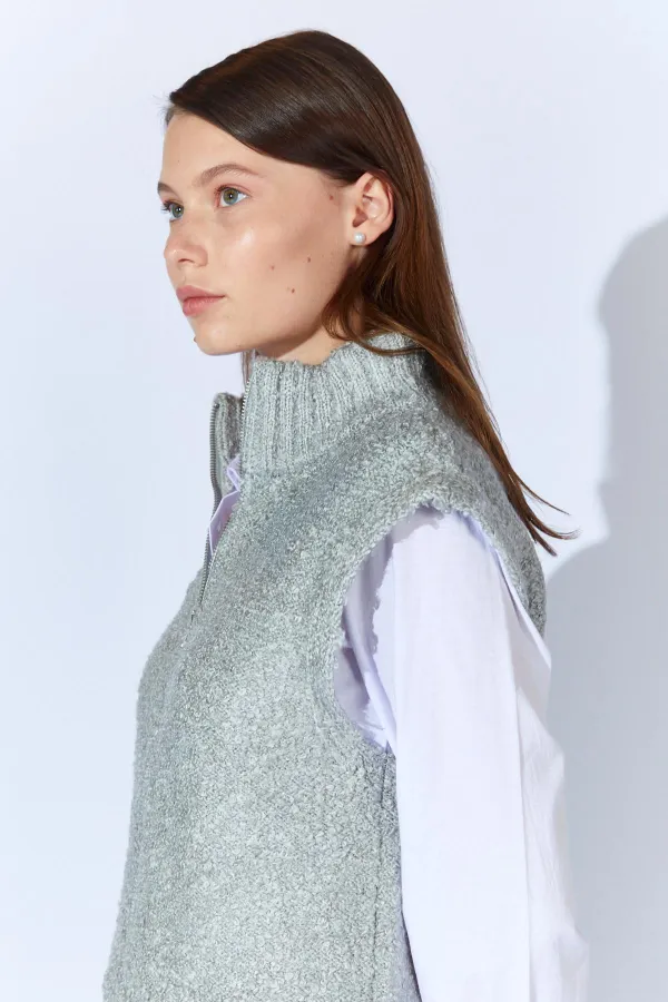 Women's Grey Zip-Up Bouclé Vest