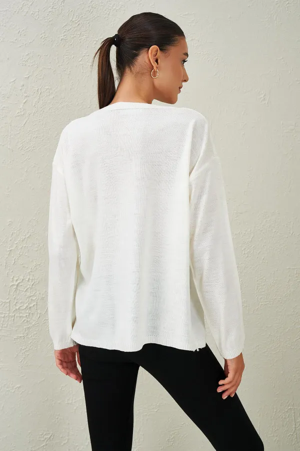 Kadın Ekru V Yaka Salaş Triko Kazak