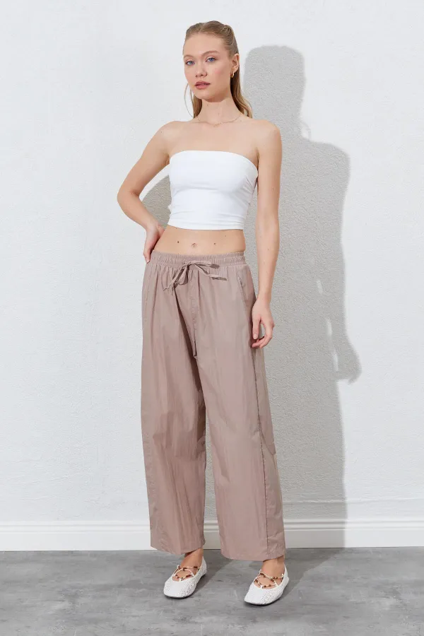 Kadın Vizon Beli Lastikli Gizli Cep Detaylı Salaş Kesim Pantolon