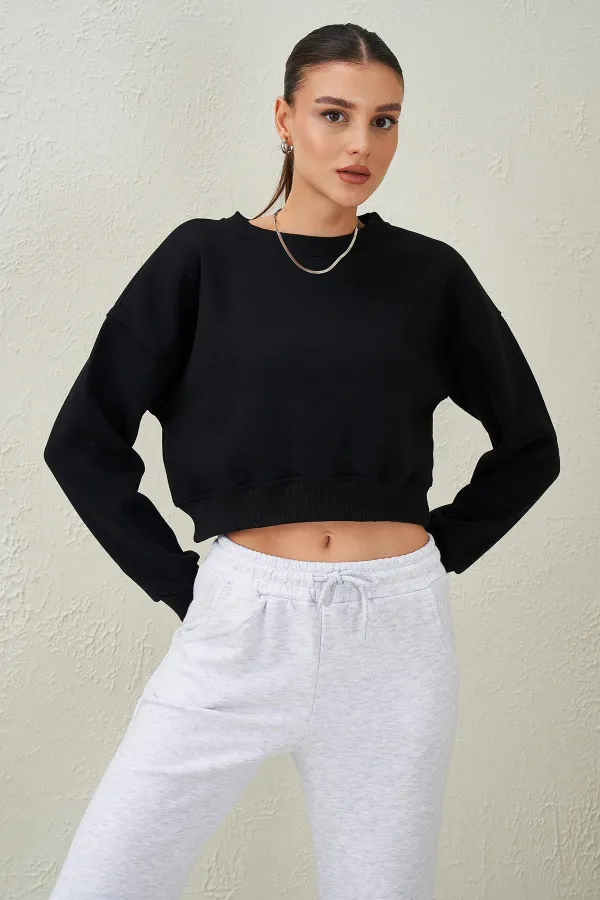 Women's Black Crew Neck Three-Thread Oversize Crop Sweatshirt