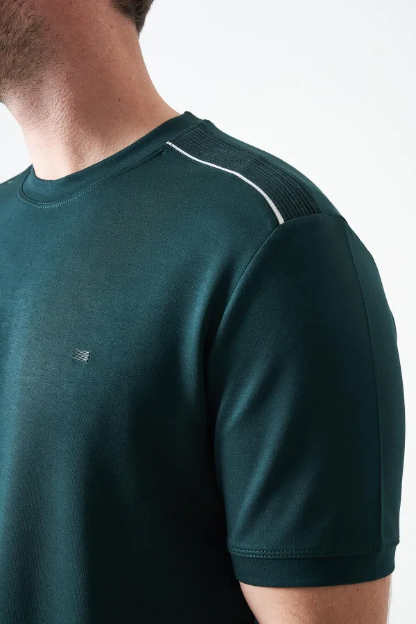 Erkek Nefti-Yeşil Bisiklet Yaka Omuz Kalın Şerit Detaylı Tişört